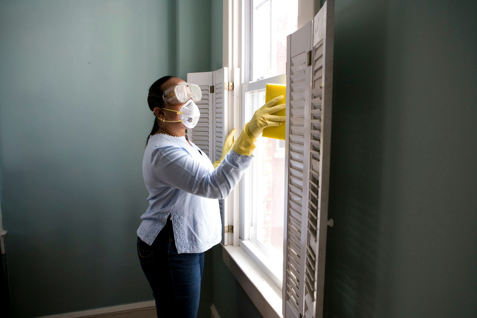 Regular cleaning, Room cleaning